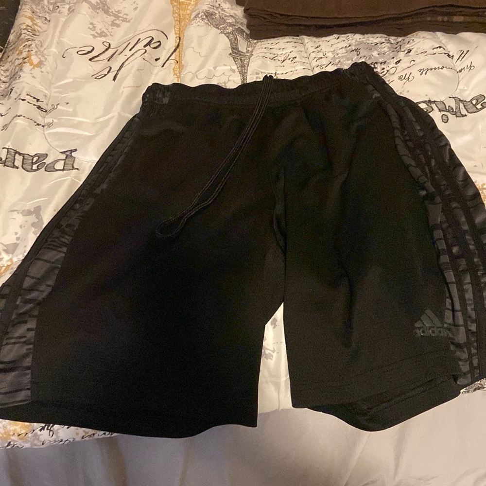 Black Addidas men’s medium shorts